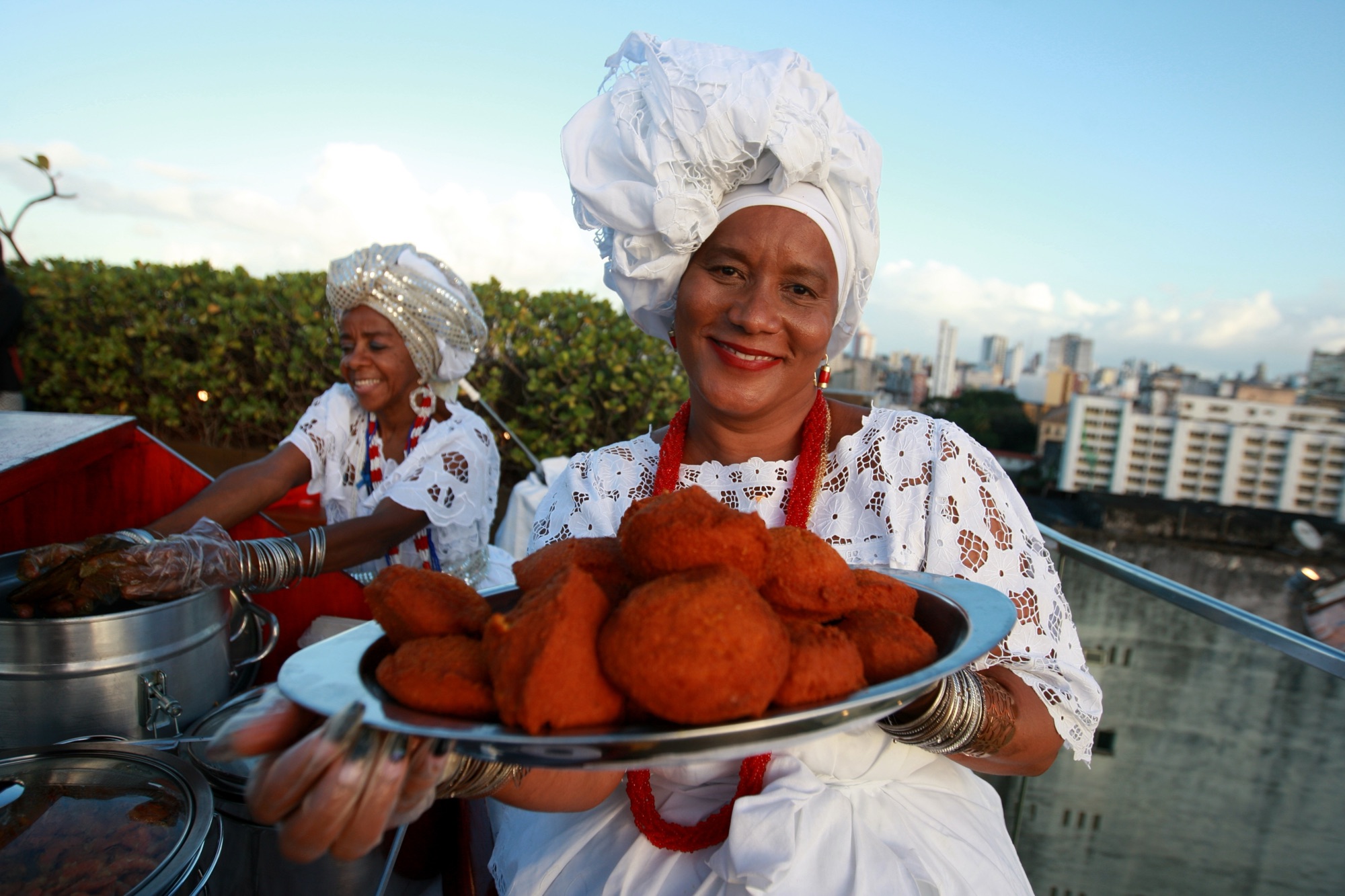Três lugares para experimentar o melhor acarajé de Salvador